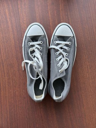 Converse Grau Grösse UK 7.5 / EU 40.5