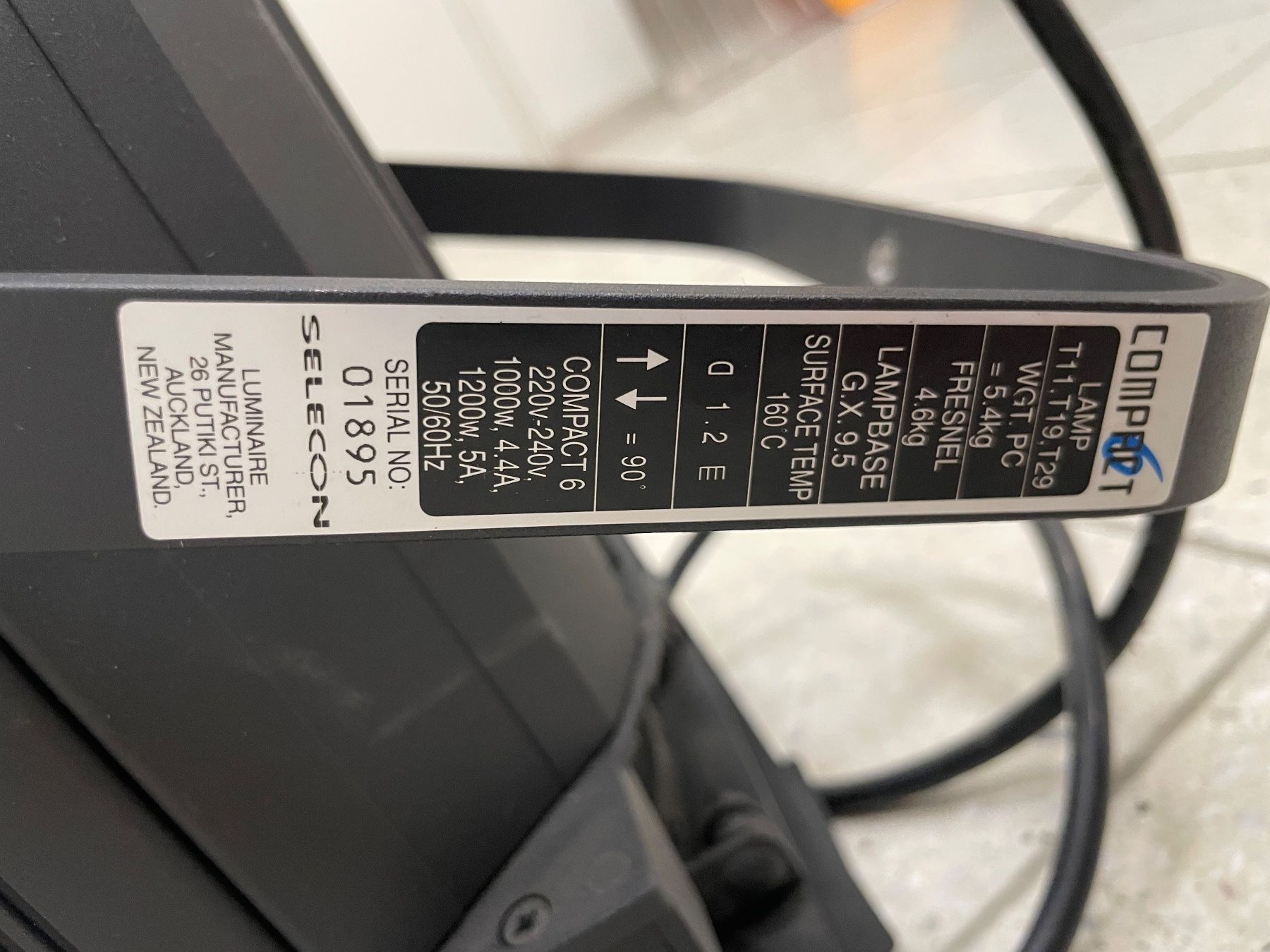 Lampade: Scheinwerfer Selecon 1000W – Usato da Hittnau venduto da pianokeller 3