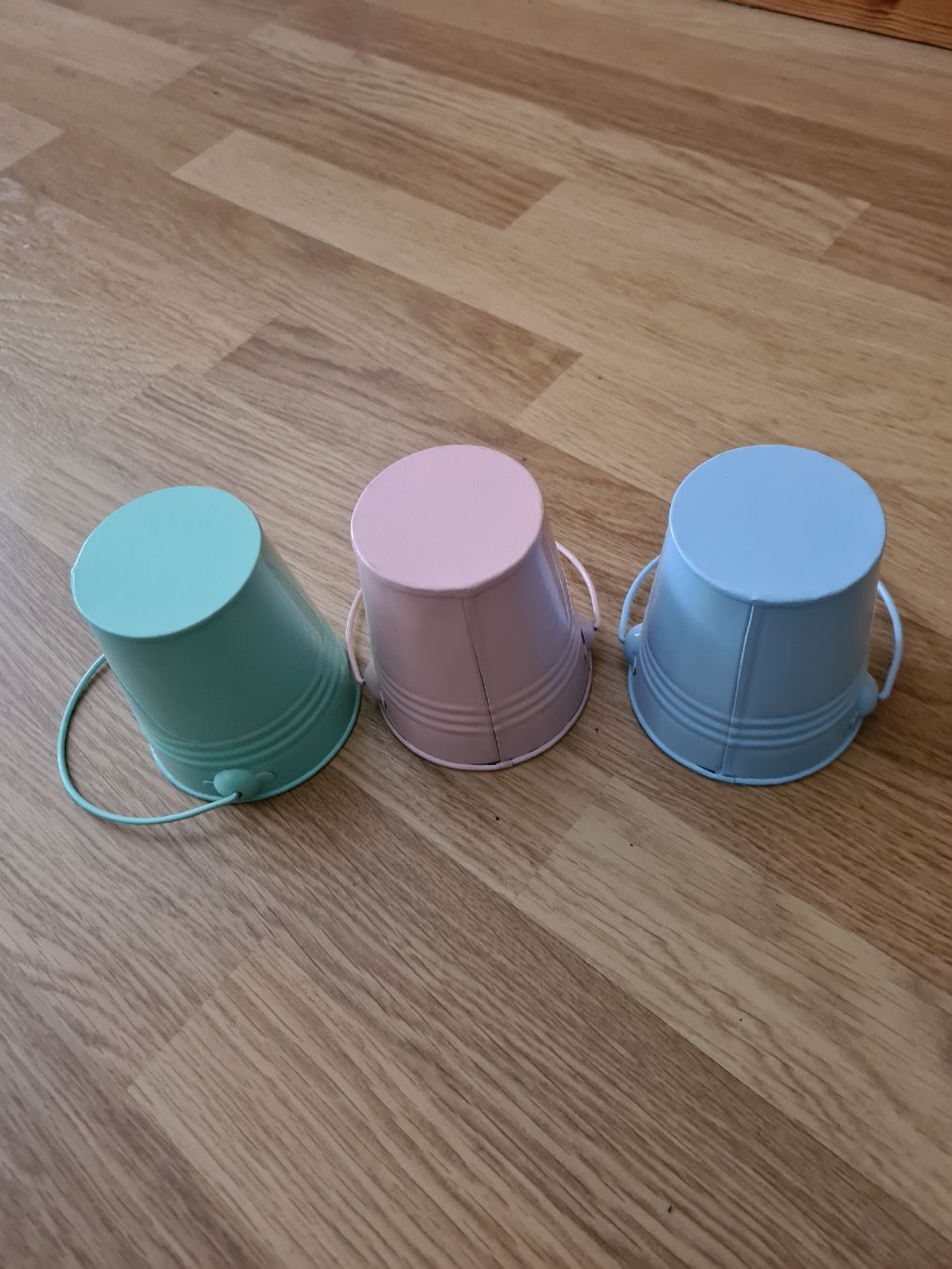 Altro per la casa: Blumen Kesseli Eimer Deko – Usato da Langenthal venduto da Polarisstern 1