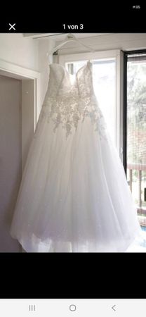 Traumhaftes Brautkleid in A-Linie inkl. Zubehör