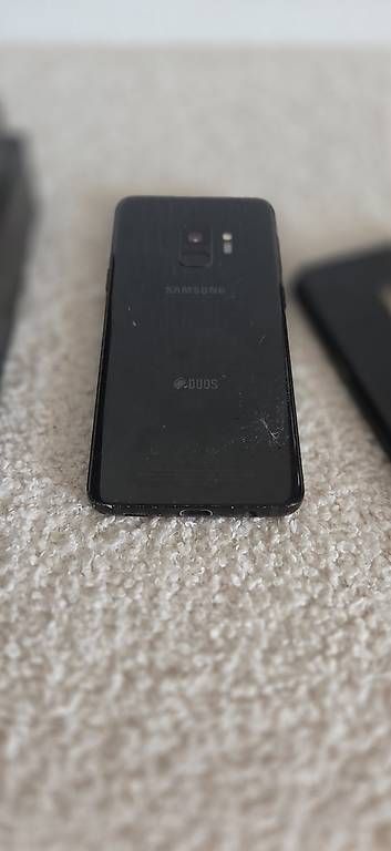 Handys / Smartphones: Samsung Galaxy S21 256GB – Gebraucht aus Lausanne von Filip_ 1