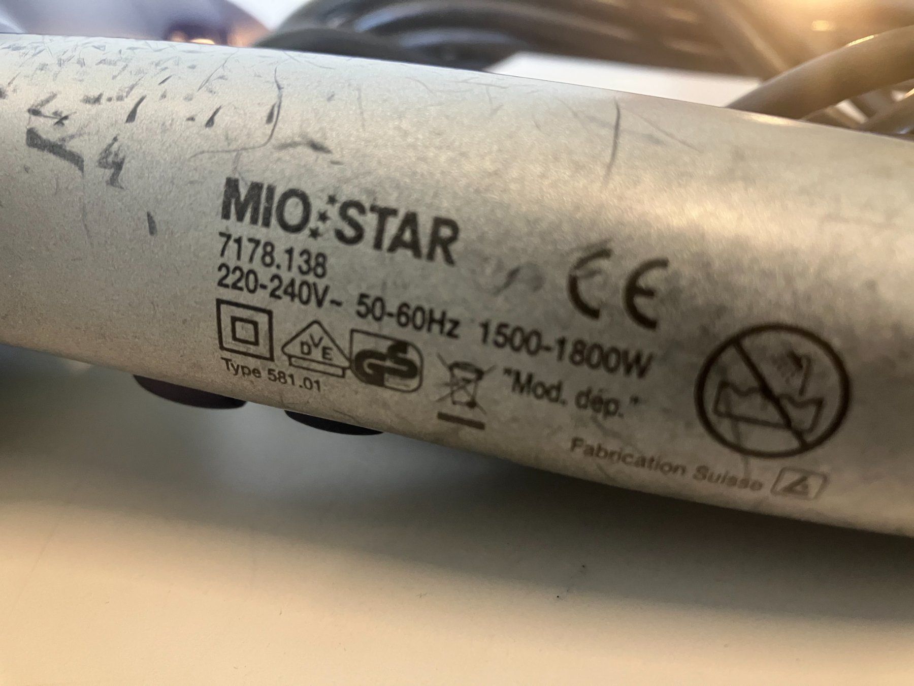 Asciugacapelli: gebr. MioStar Master Pro1800 Haarfön ab 1.- – Usato da Lichtensteig venduto da Buy24International 7