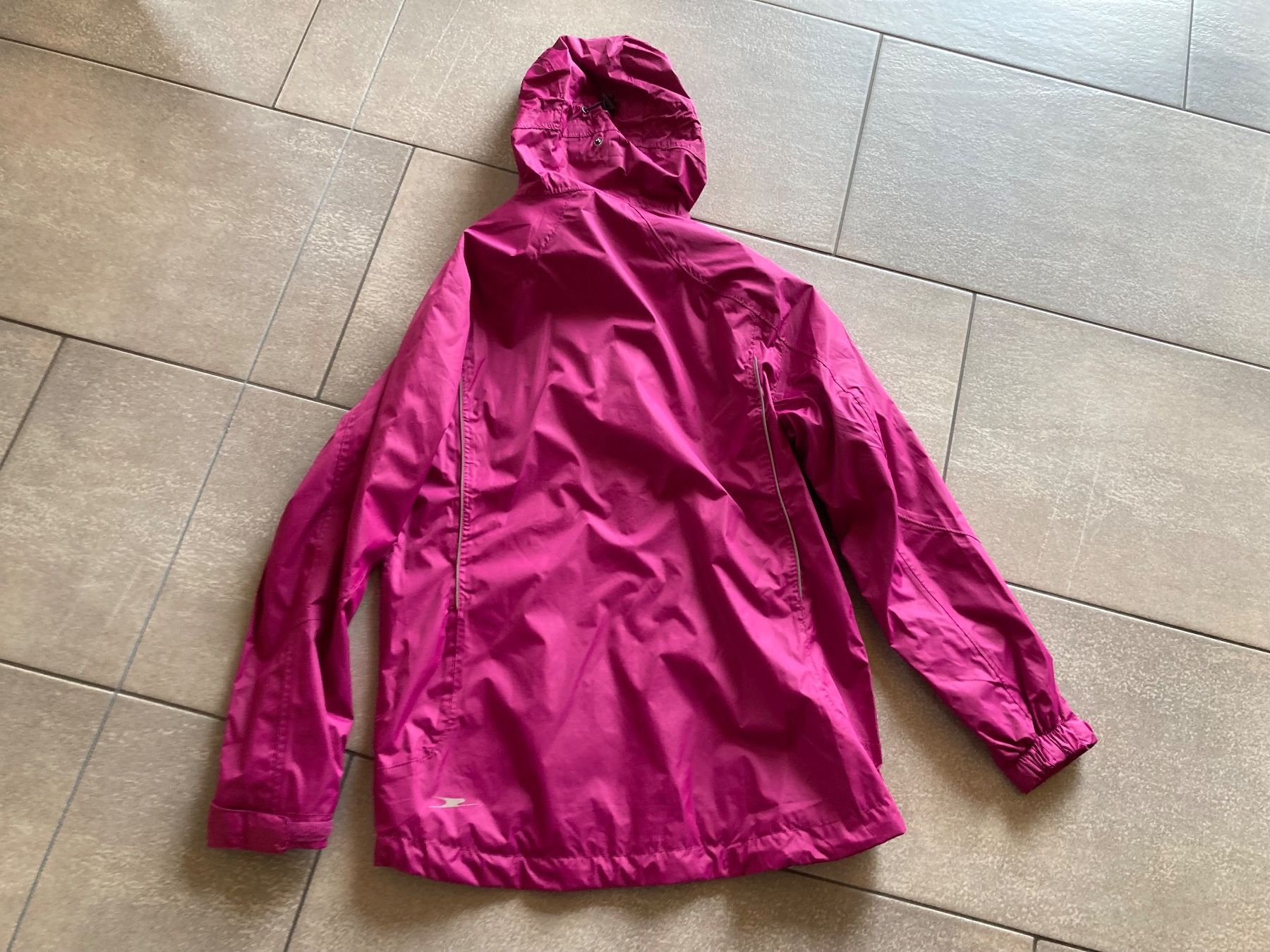 Giacche: Windjacke Gr. 36/38; Neu! – Nuovo (secondo la descrizione) da Mosnang venduto da Kusli09 1