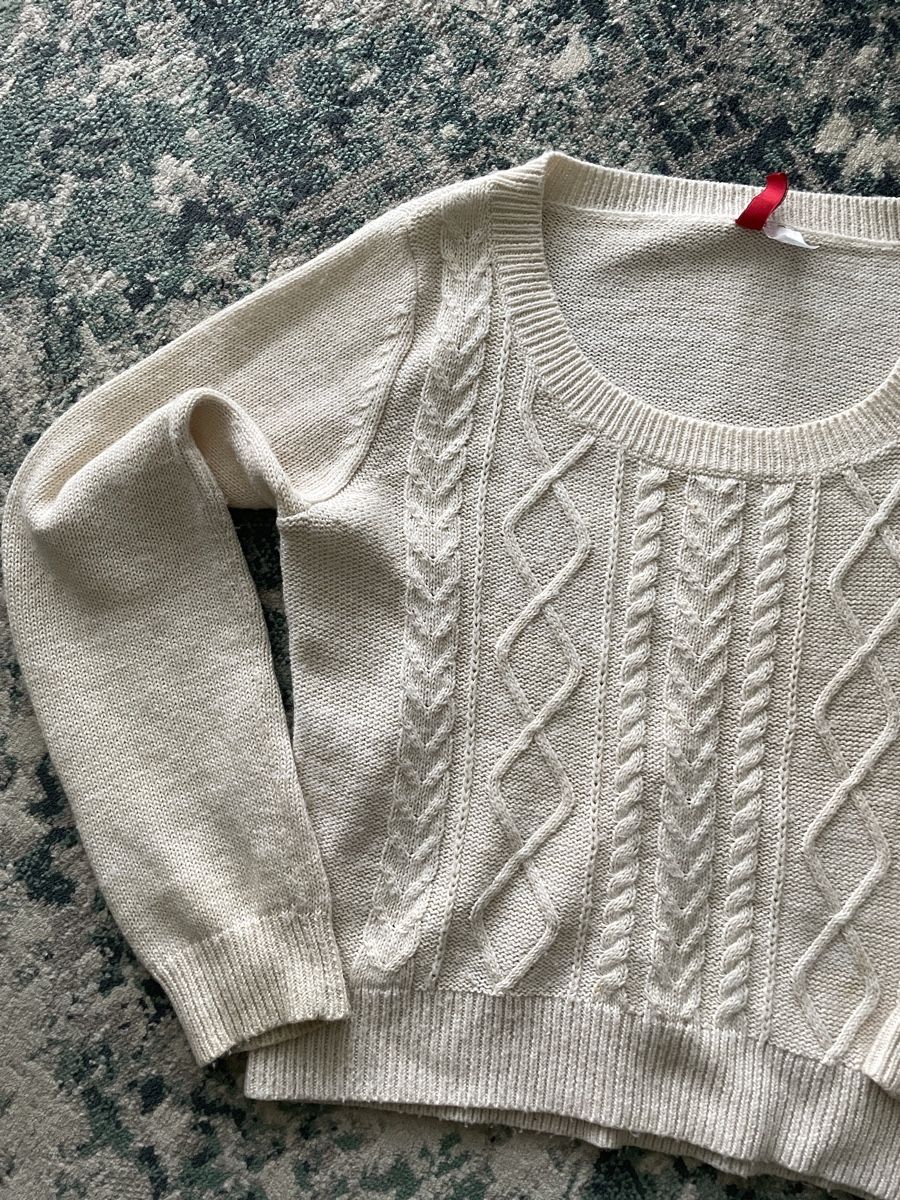 Pullover & Sweatshirts: Strickpullover, creme, Gr. 36 - Winter Angebot! – Gebraucht aus Adliswil von sel_s6cw 1