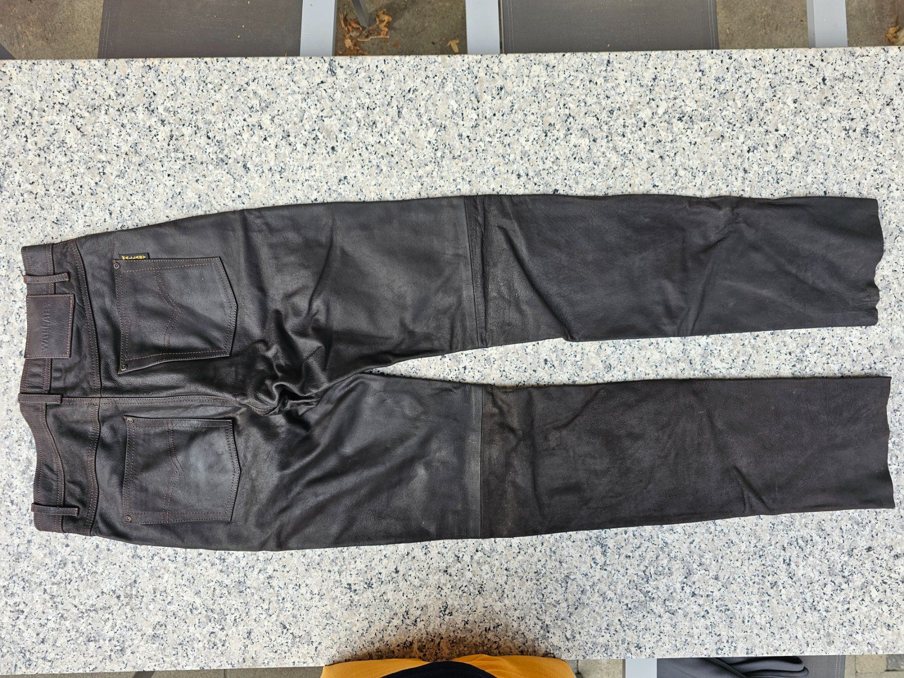 Pantaloni: Lederhose Wallaby Grösse 32 – Nuovo (secondo la descrizione) da Münchenbuchsee venduto da pisa87