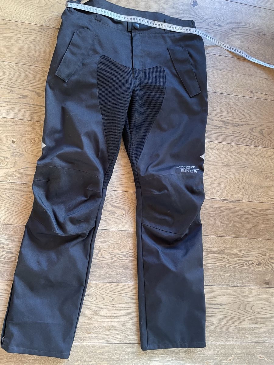 Hosen: Töffhose Gr. L – Neu (gemäss Beschreibung) aus Davos Dorf von Erika54