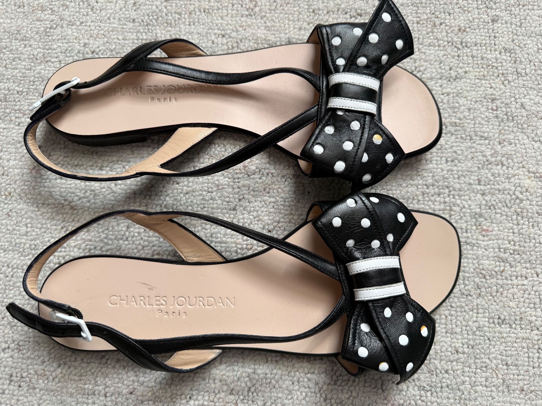 Scarpe da donna: Sandales "Charles Jourdan " Paris – Nuovo (secondo la descrizione) da Echandens venduto da pepite30