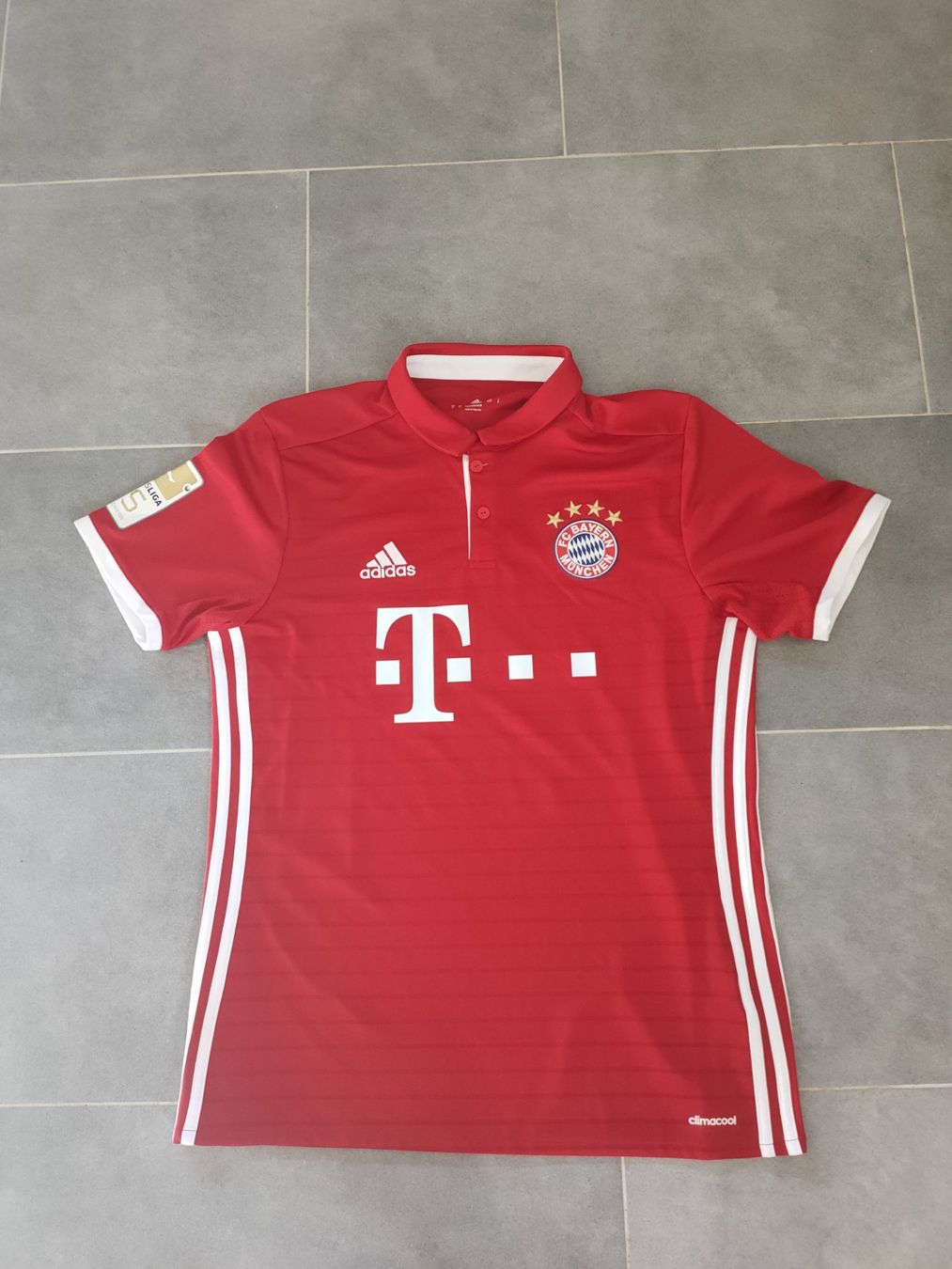 Adidas Leibchen & Hosen: Maillot Bayern Sanches 35, saison 2016/2017 – Gebraucht aus Lausanne von SwissFootballShirt 2