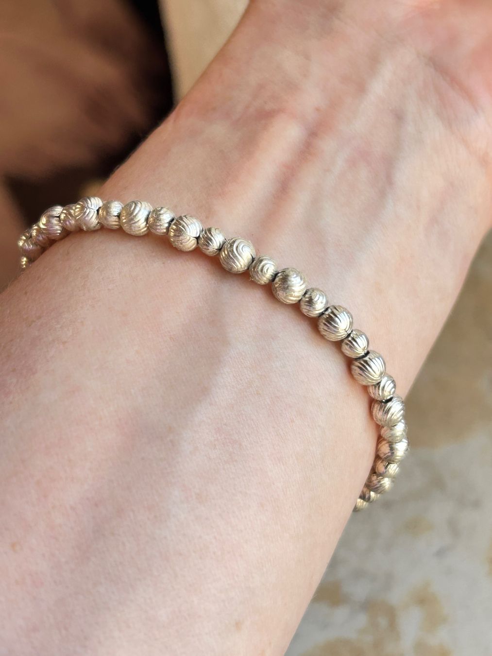 Bracciali & Braccialetti: Silberarmband Kugelarmband, elastisch (18.8 cm) – Usato da Laufen venduto da Bellebellezza