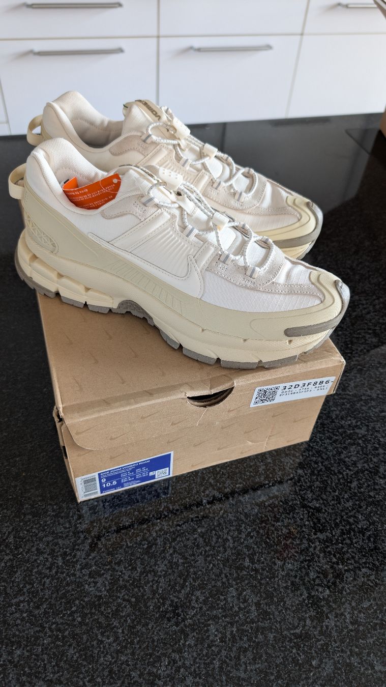 Nike Scarpe da uomo: Nike Zoom Vomero Roam 42.5 – Nuovo e nell'imballaggio originale da Rümlang venduto da Pascal_Gut 7