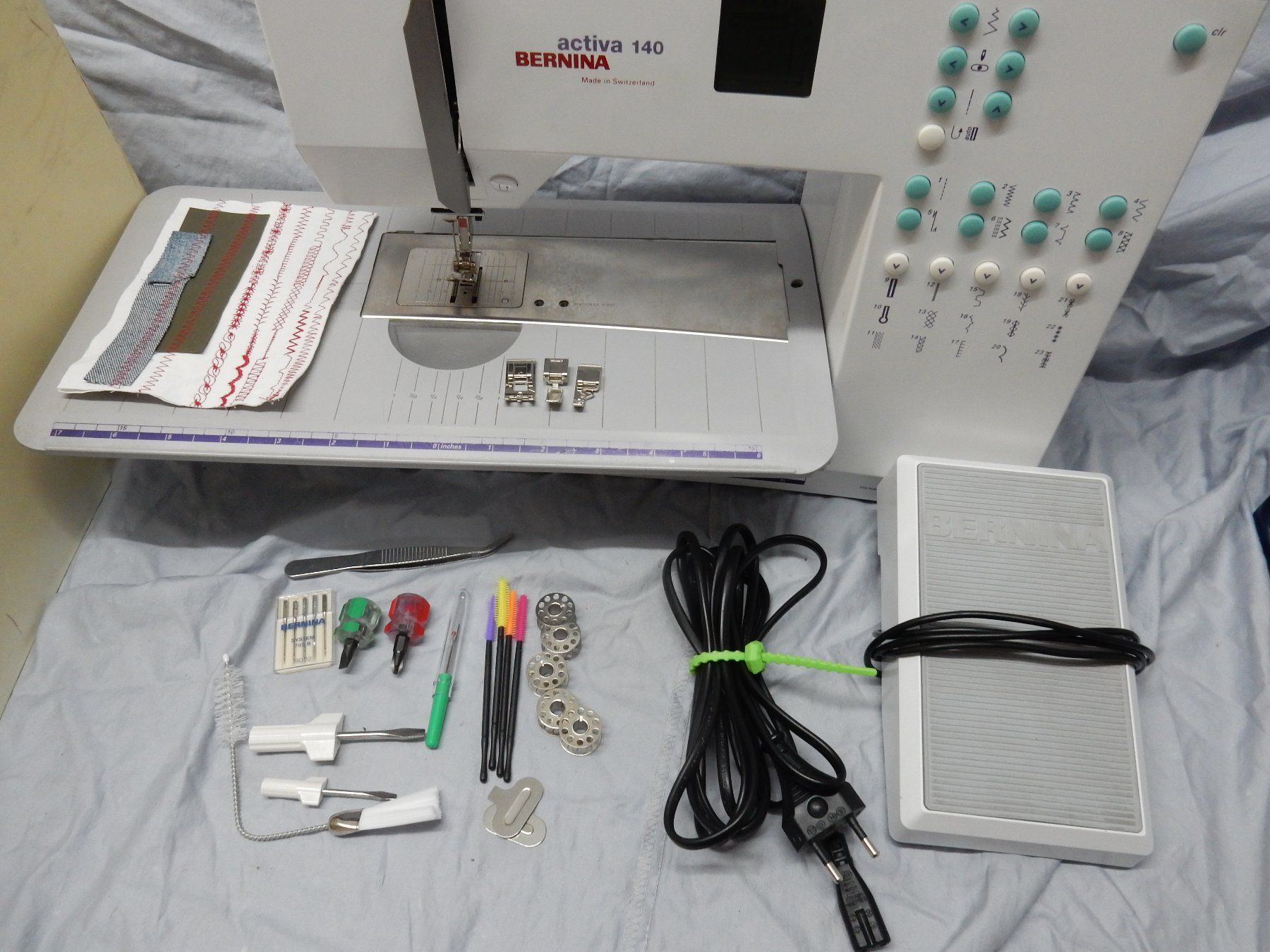 Bernina Macchine da cucire: Bernina Activa 140 Ab Service      25090 – Usato da Watt venduto da Mariposa49 9