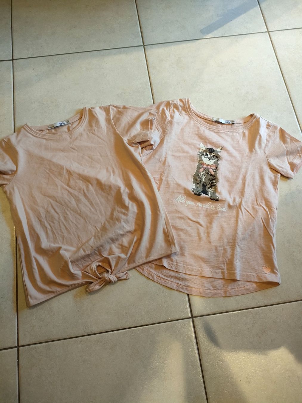 Camicette, T-shirt & Top: T-Shirts Gr.140 NEU! – Nuovo (secondo la descrizione) da Adelboden venduto da Lammhult
