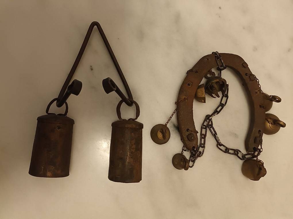 Campanacci mucche: Alte Schellen – Usato da Dübendorf venduto da Fracla1