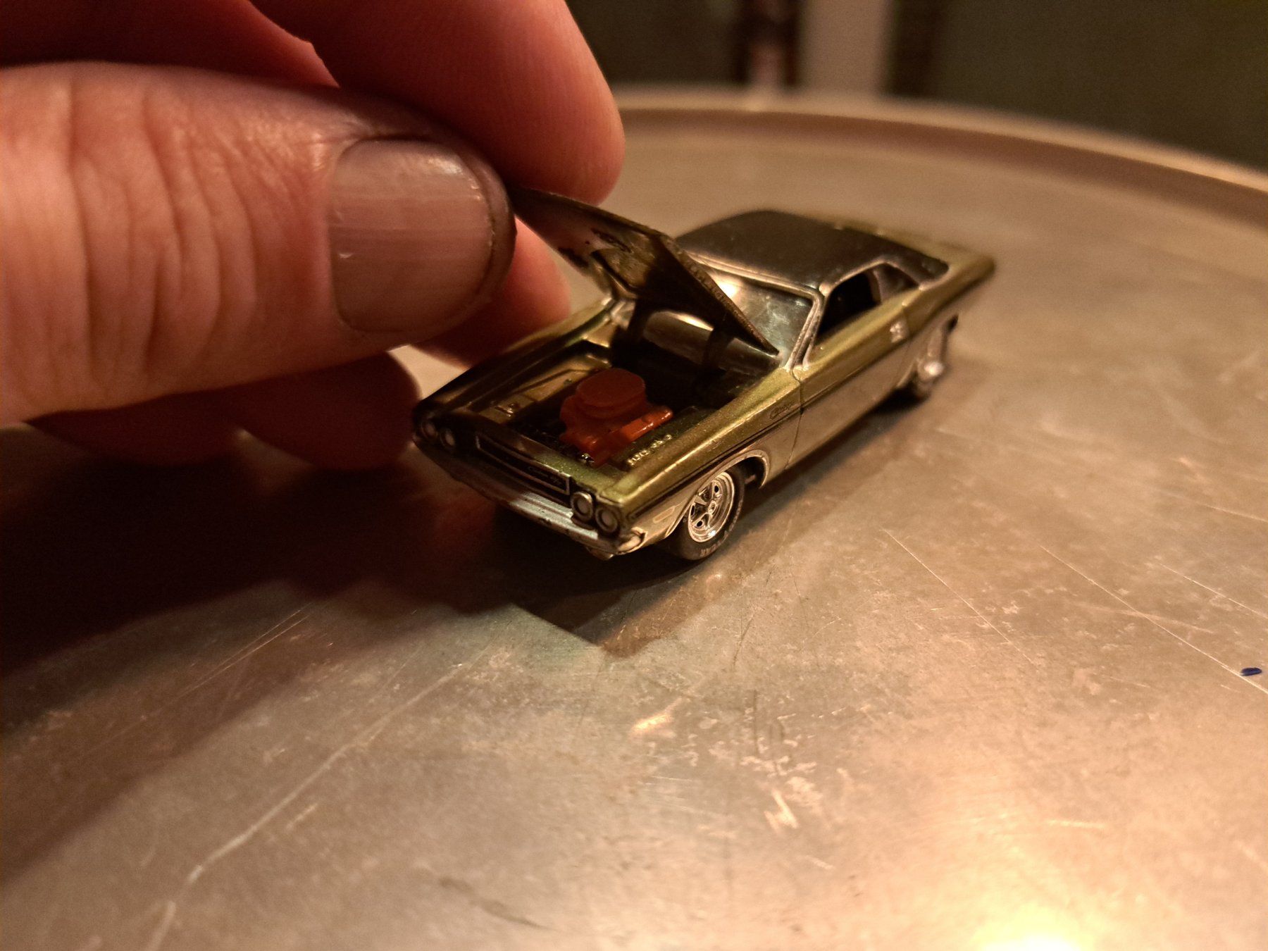 Johnny Lightning Modellini d'auto: Dodge Challenger Johnny Lightning Neu – Nuovo (secondo la descrizione) da Emmenbrücke venduto da bikesandmore75 2