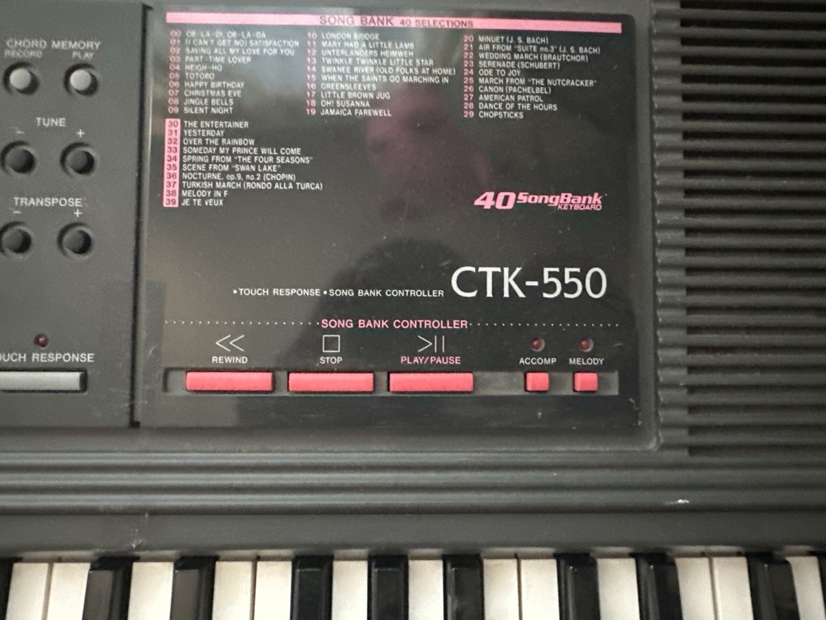 Casio Strumenti musicali: Casio CTK-550 Keyboard – Difettoso da Bern venduto da Villatech 1