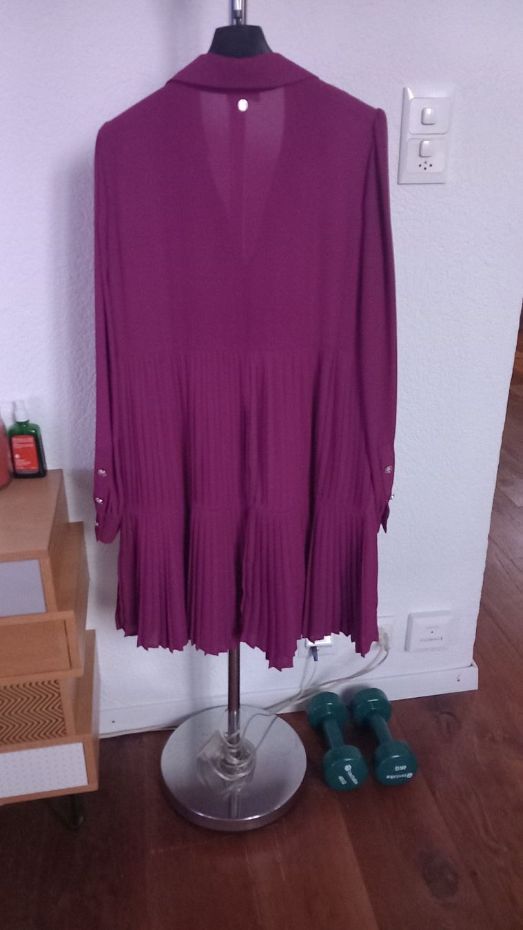 Liu Jo Vestiti: Superbe robe LIU JO neuve taille : 38 – Nuovo (secondo la descrizione) da Boudry venduto da Fionette 1