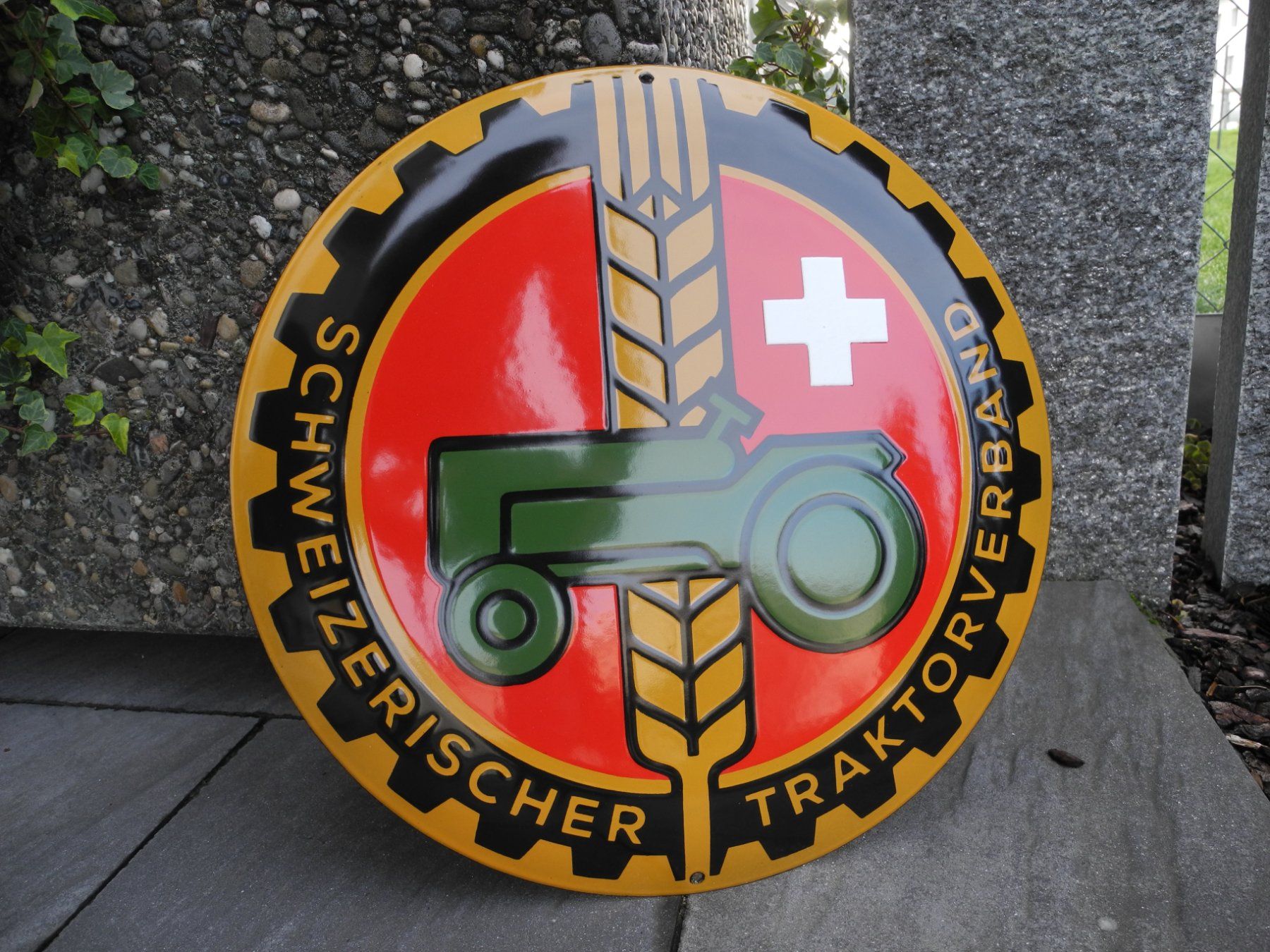 Tracteurs: SCHWEIZERISCHER TRAKTORENVERBAND – Neuf (Voir description) à Reinach AG par Huckleberrysix 1