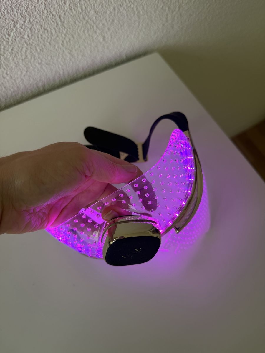Foreo Soins du visage: FOREO FAQ 202 led mask – D'occasion à Uster par b4x_ric 4