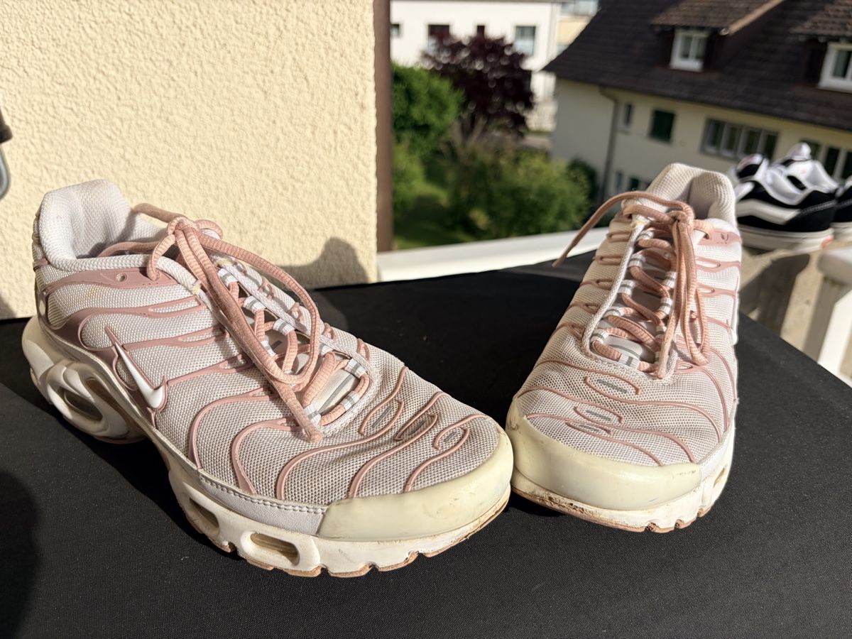 Nike Chaussures femmes: Nike TN – D'occasion à Zumikon par Gigi64 1