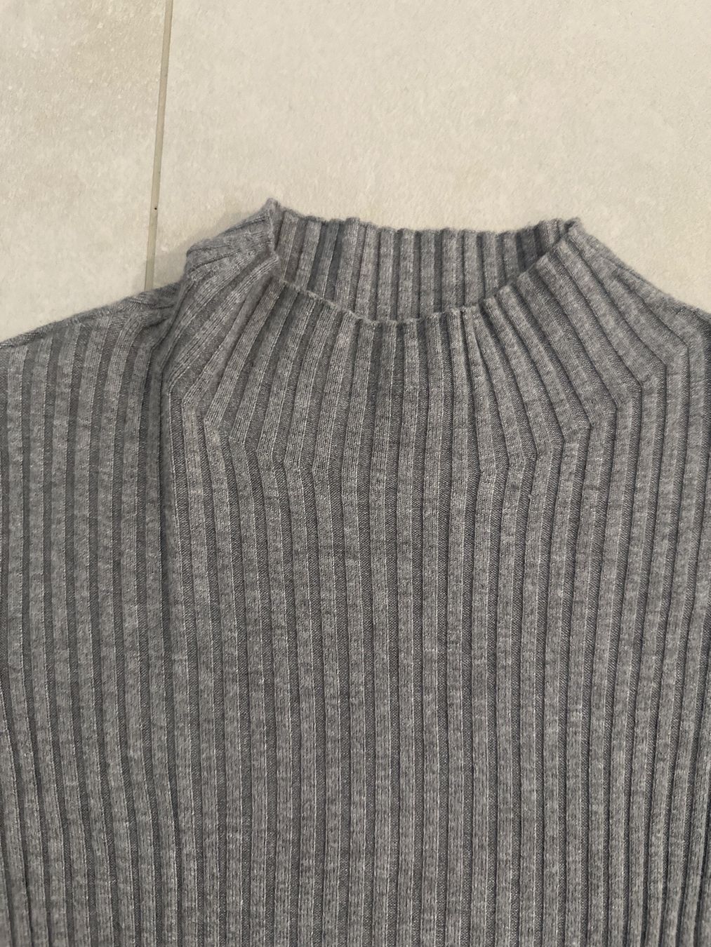 C&A Maglioni & Felpe: Damen Pullover grau – Usato da Zug venduto da Hehe 2