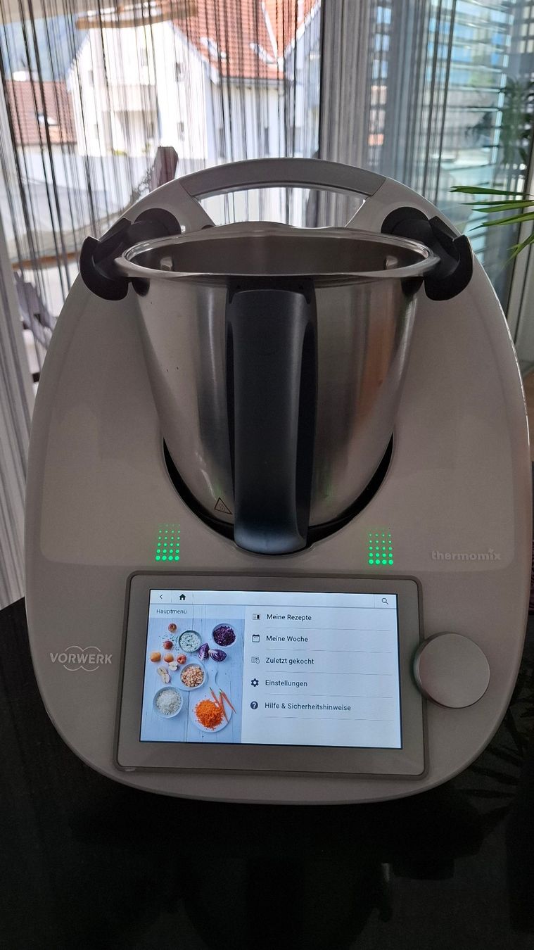 Küchengeräte: Thermomix TM6 – Gebraucht aus Maienfeld von -BlackBird-01