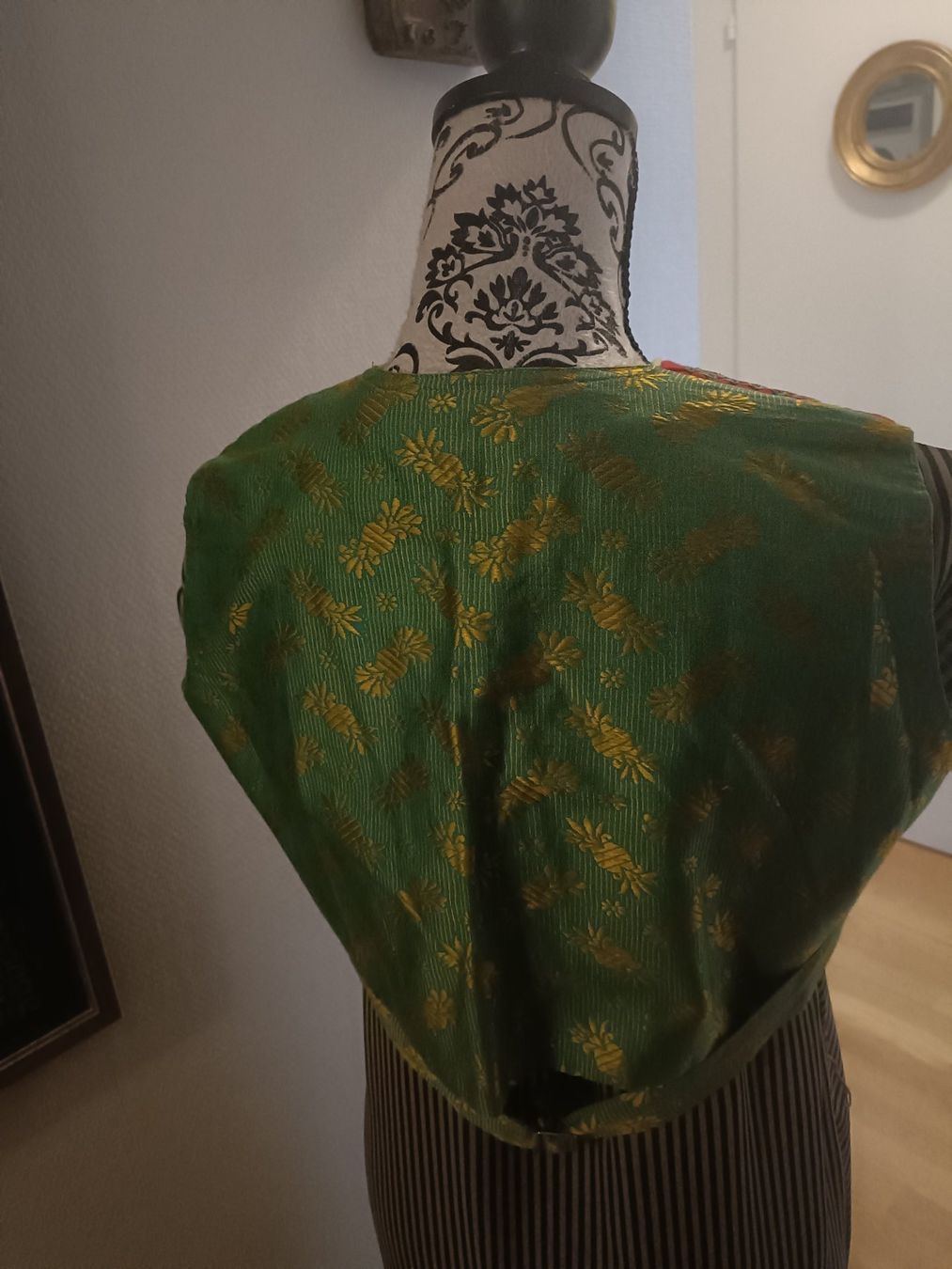 Gilet & Giacche senza maniche: Gilet – Nuovo (secondo la descrizione) da Schaffhausen venduto da sim_j822 3