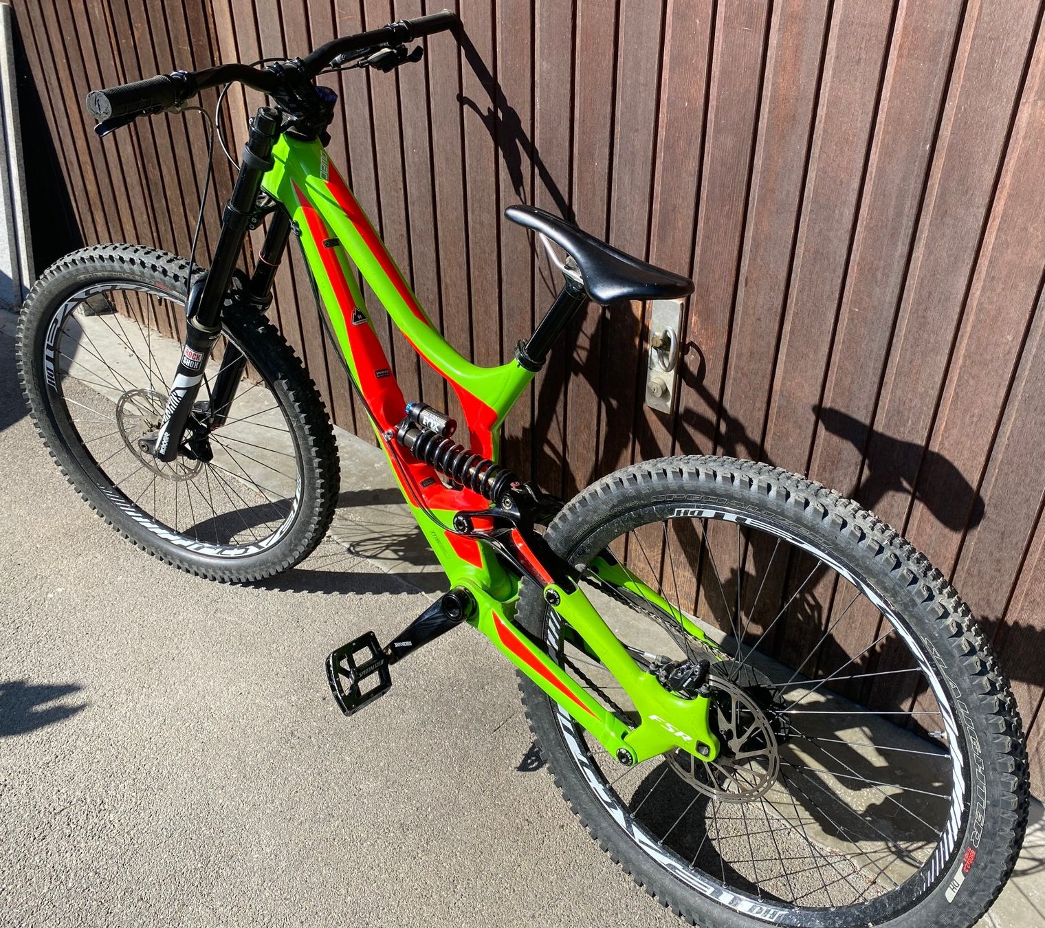 Specialized Biciclette: Specialized Downhill-Bike – Usato da Sins venduto da Triart 1