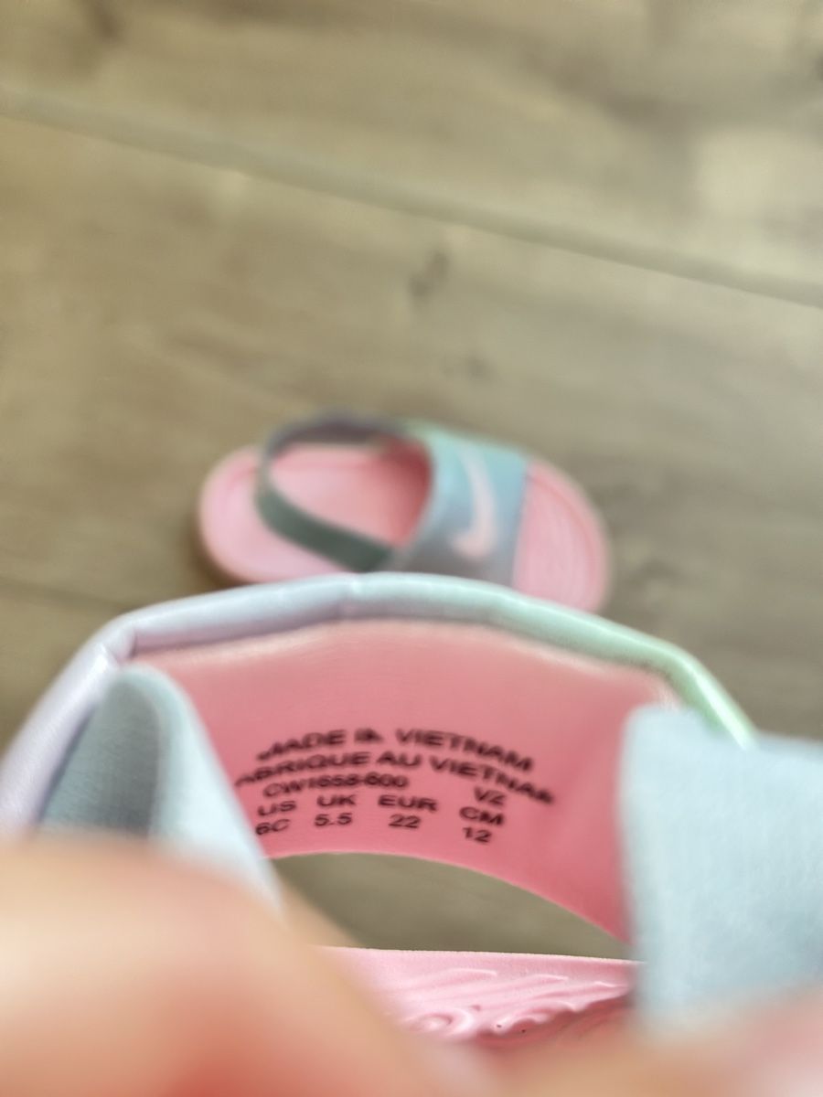 Nike Scarpe per ragazzi: NIKE Sandalen Gr. 22 – Nuovo (secondo la descrizione) da Glis venduto da kos_52w5 4