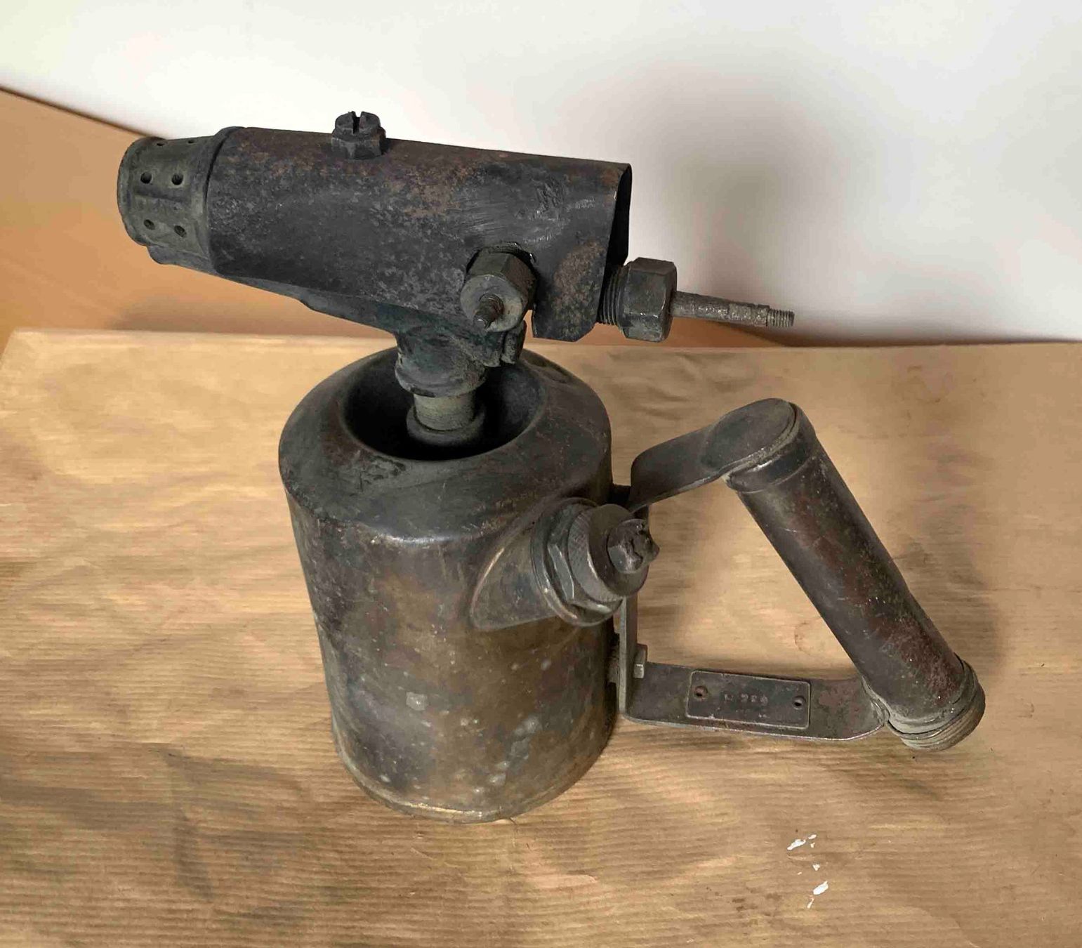 Tutti gli attrezzi: Benzin Lötlampe Antik – Usato da Goldau venduto da Balkonia09 2