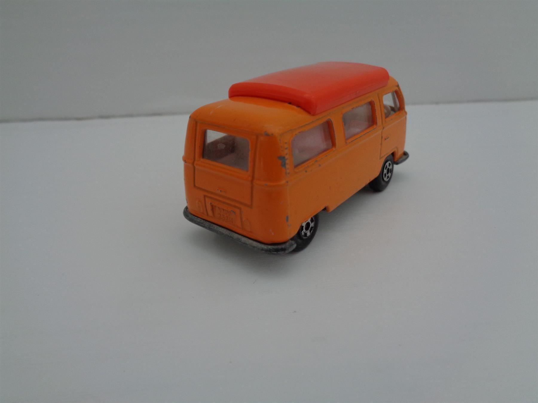 Matchbox Modellini d'auto: Matchbox Volkswagen Camper 1970 – Usato da Chur venduto da omonia 2
