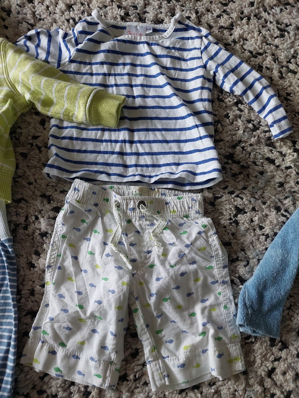 Lotti & Set di vestiti: Kinderkleider Kleiderpaket Bub oder Mädchen Gr.62 – Usato da Basel venduto da Andrealin 4