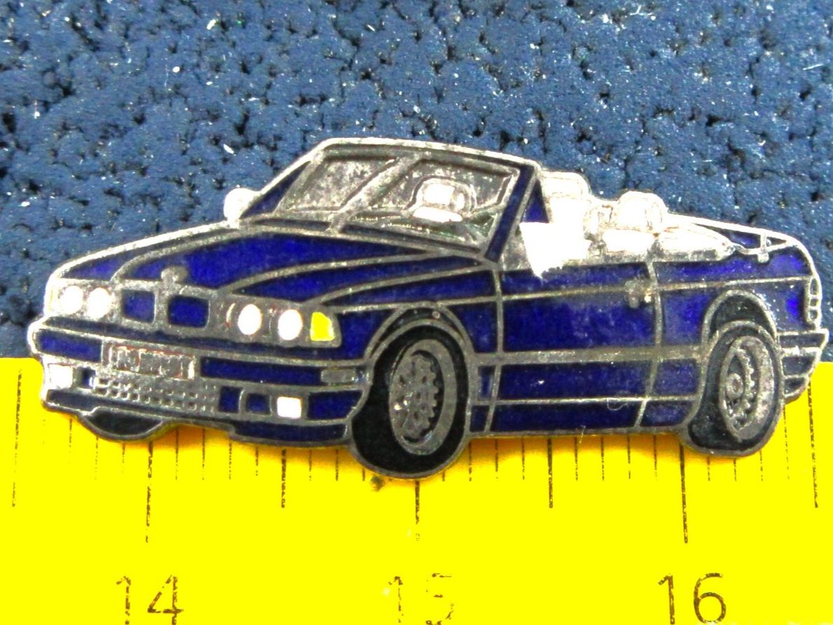 BMW Placchette & Badge: BMW 3er CABRIOLET E36 AUTO PIN ENAMEL mit SECURITY-CLIP – Usato da Ettingen venduto da Hausi4711 1