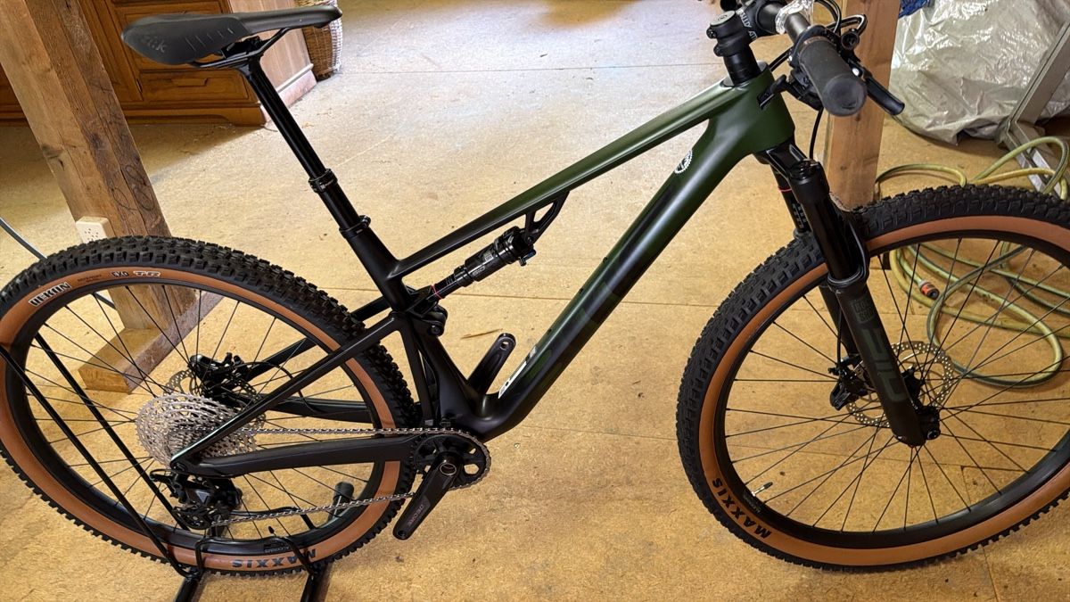 BMC Vélos: BMC Fourstroke LT Two, Grösse L – Neuf (Voir description) à Lauerz par mtb_2kyg