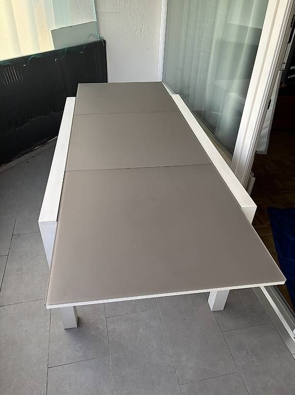 Tische: Table extérieur en verre – Gebraucht aus Grand-Lancy von Toto_95 1