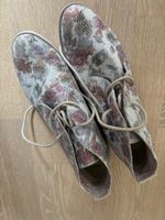 Schöne Frühlings Boots mit Blumenmuster, Grösse 40