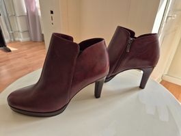 Tamaris Leder Stiefelette Aubergine, Grösse 39