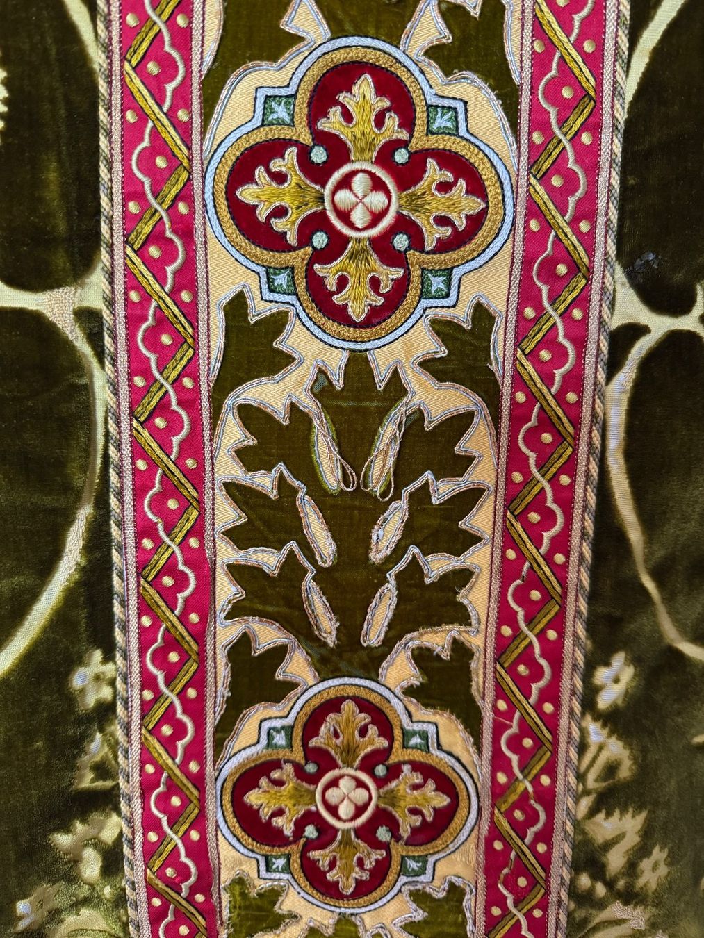 Vestiti: Priestergewand, Messgewand – Usato da Sachseln venduto da BONATI01 3