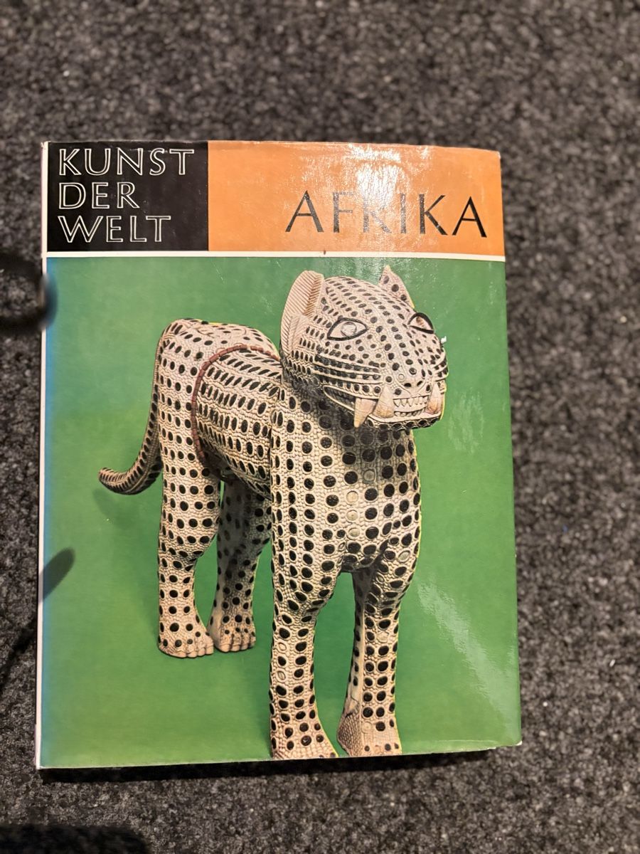 Bücher: Kunst der Welt: Serie on 8 Büchern – Gebraucht aus Dietlikon von Bachtel97 2
