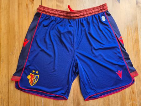 FC Basel Hosen Shorts NEU Macron Grösse L FCB