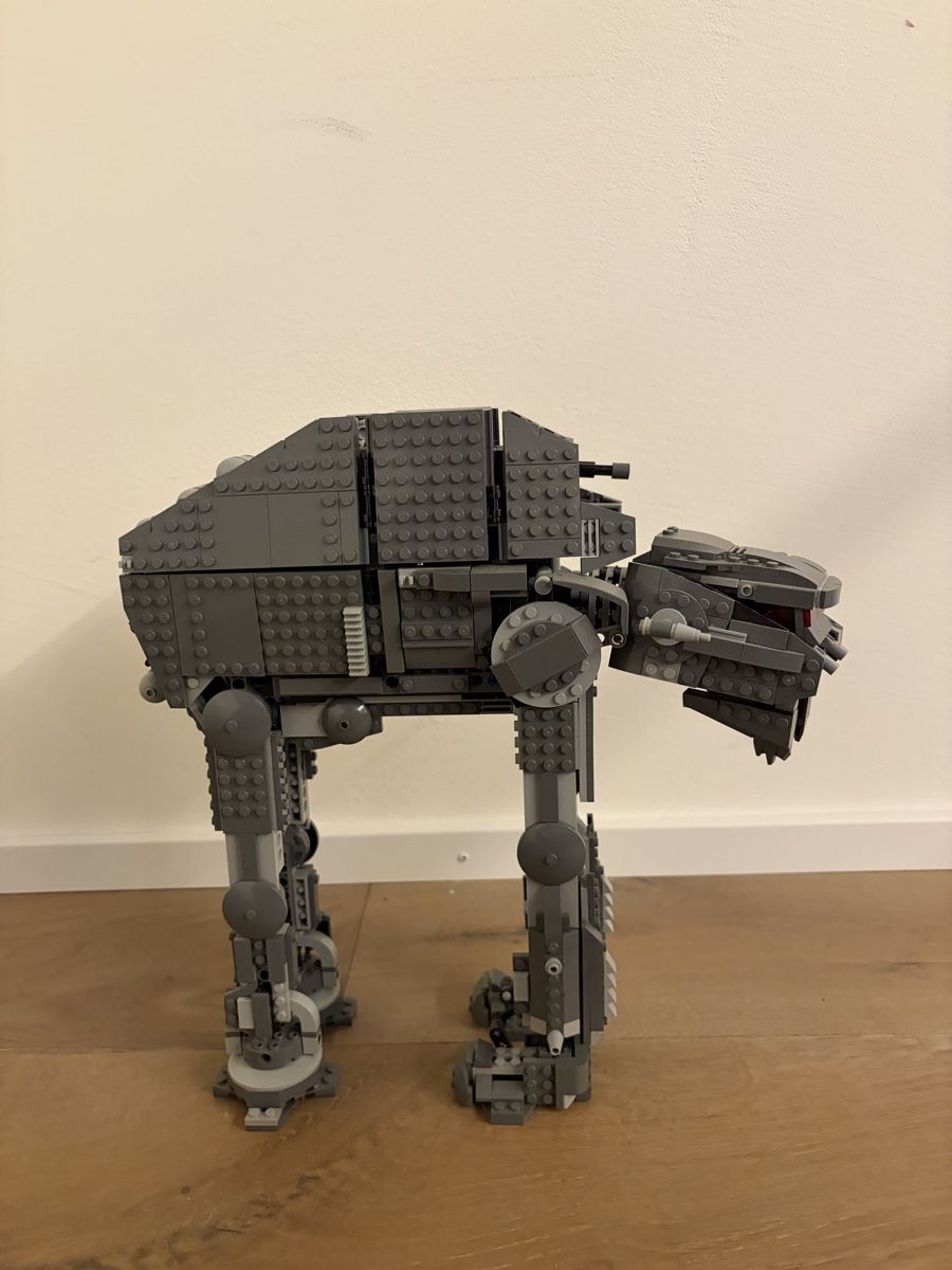 Lego Baukästen: LEGO Star Wars First Order Heavy Assault Walker 75189 – Gebraucht aus Uetikon am See von Manuel1220