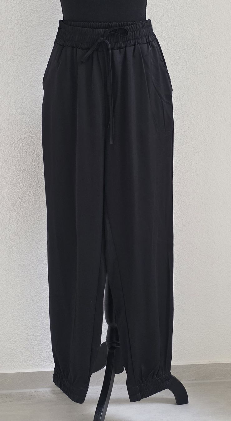 Pantaloni: Damenhosen Schwarz Grösse L  – Nuovo (secondo la descrizione) da Rheinsulz venduto da Gilea