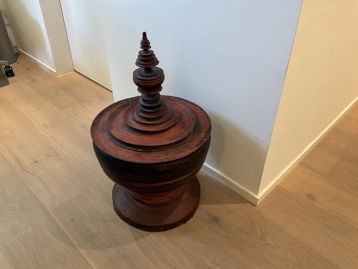 Tutte le decorazioni: Boîte à offrandes originelle de Birmanie bois rouge – Usato da Uitikon Waldegg venduto da sch_m58c 1