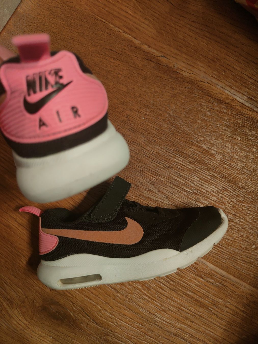 Nike Scarpe per ragazze: Baskets Nike Air taille 28 enfant – Usato da fribourg venduto da pegalex 1
