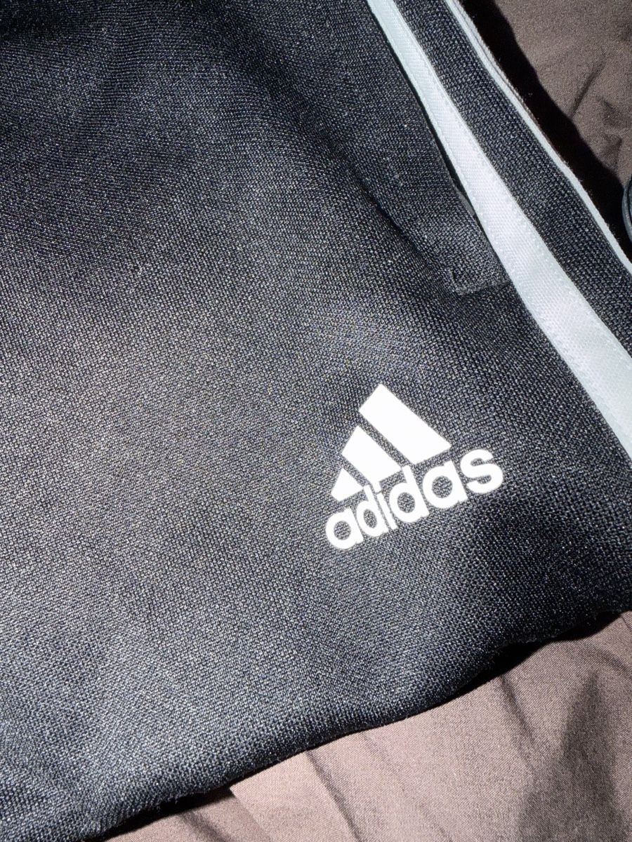 Adidas Pantalons: Adidas Trainerhose – D'occasion à Eschenbach LU par Tatzi1 2
