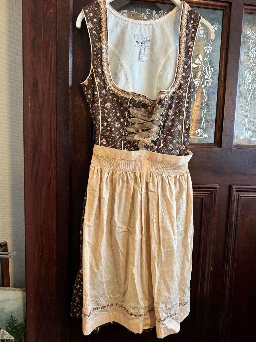 Vestiti: Dirndl Marjo Kleid – Usato da Obfelden venduto da cesarina10 7