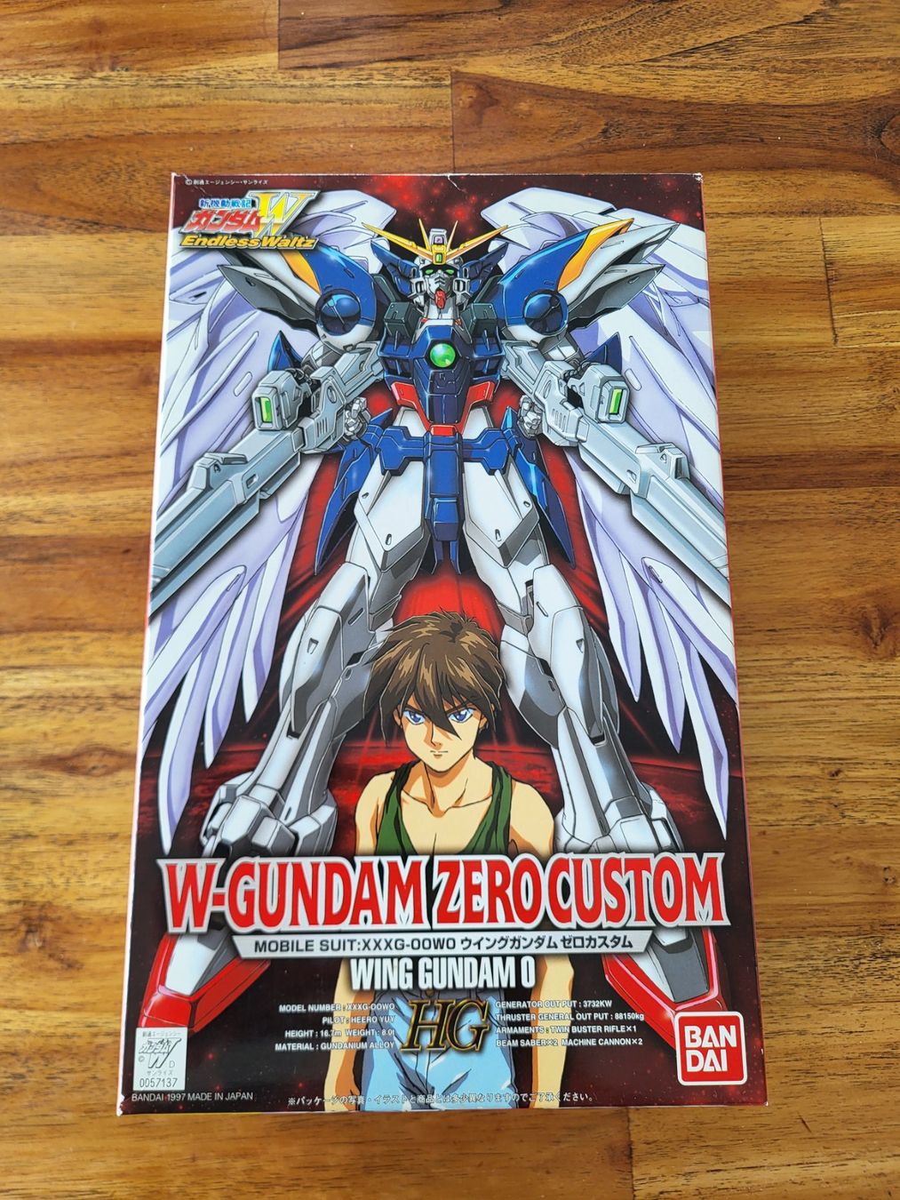 Bandai Kits de montage: W Gundam Zero Custom HG Bausatz neu – D'occasion à Niederhelfenschwil par Bruce019