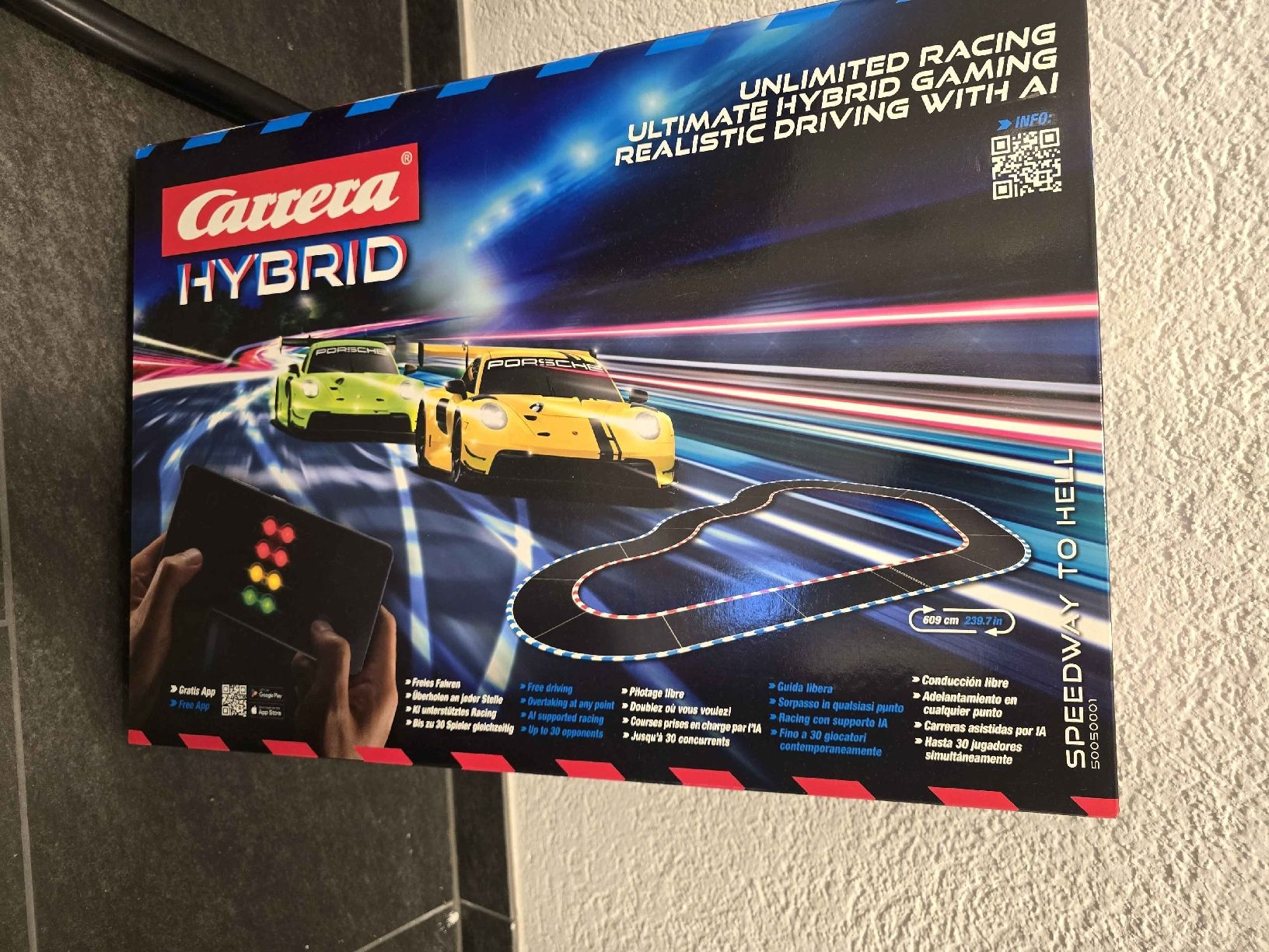 Carrera Piste: Carrera Hybrid Rennbahn – Nuovo (secondo la descrizione) da Schaffhausen venduto da Bubu45