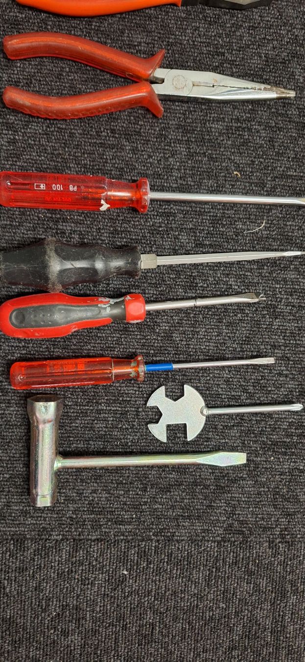 Tous les outils: WerkzeugSet – D'occasion à Brugg AG par bacbac5757 4