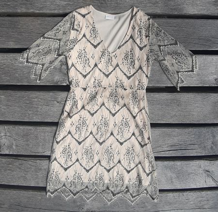 Elegantes Spitzen Kleid Gr.S