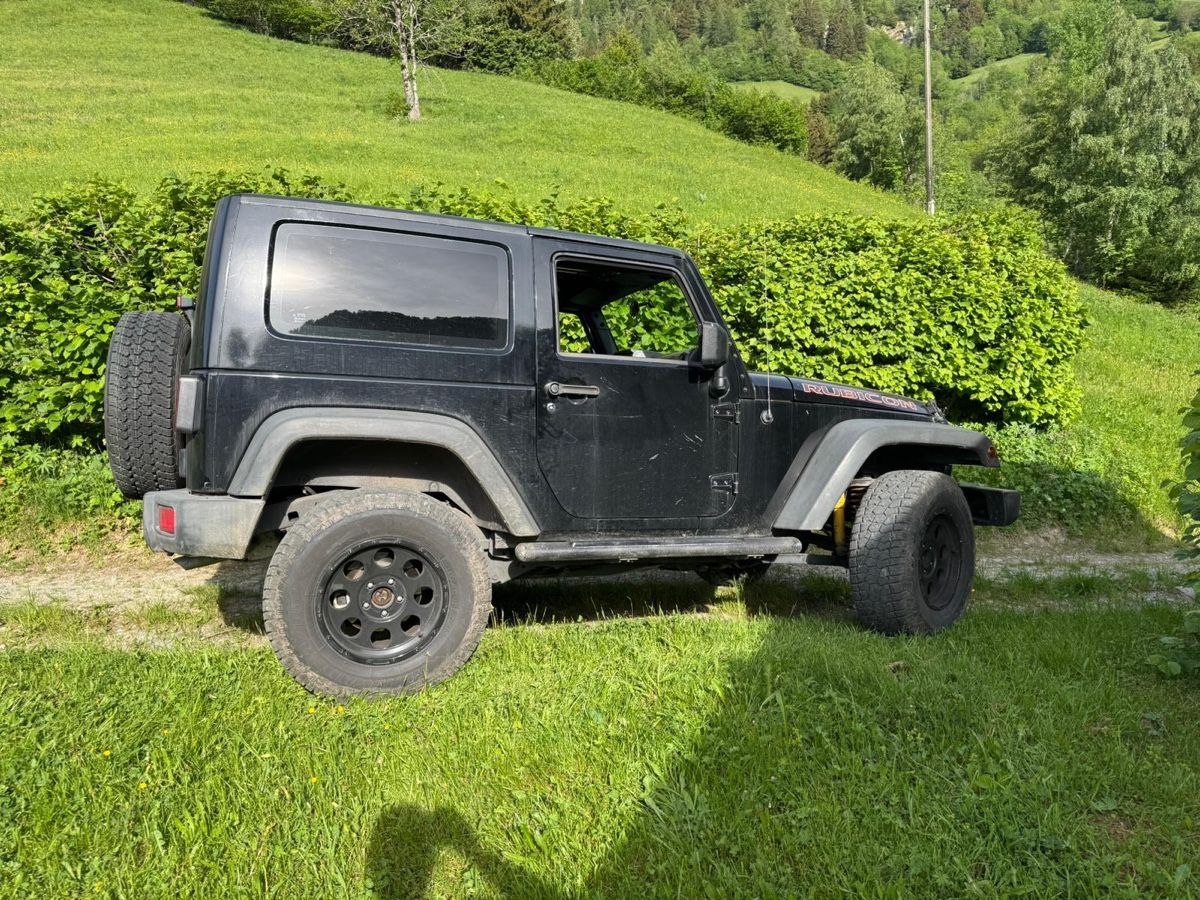 Jeep Automobili: Jeep Wrangler JK Rubicon 2.8 CRD  – Usato da Heitenried venduto da Alpuchalb 1